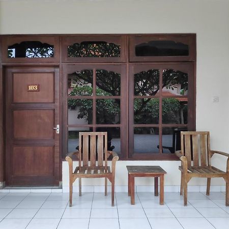 Spot On 2426 Hotel Aget Jaya II Dempassar Exterior foto