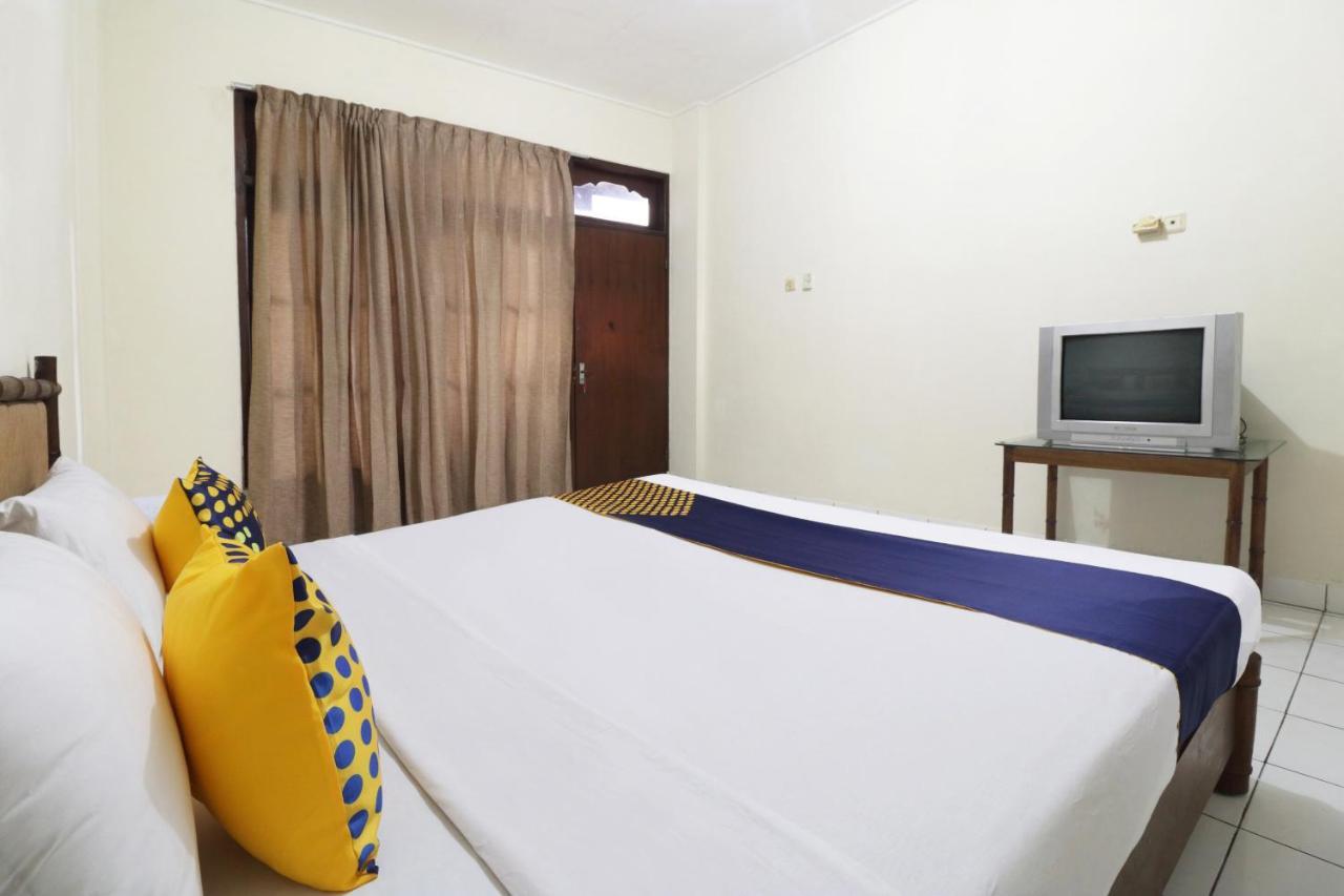 Spot On 2426 Hotel Aget Jaya II Dempassar Exterior foto